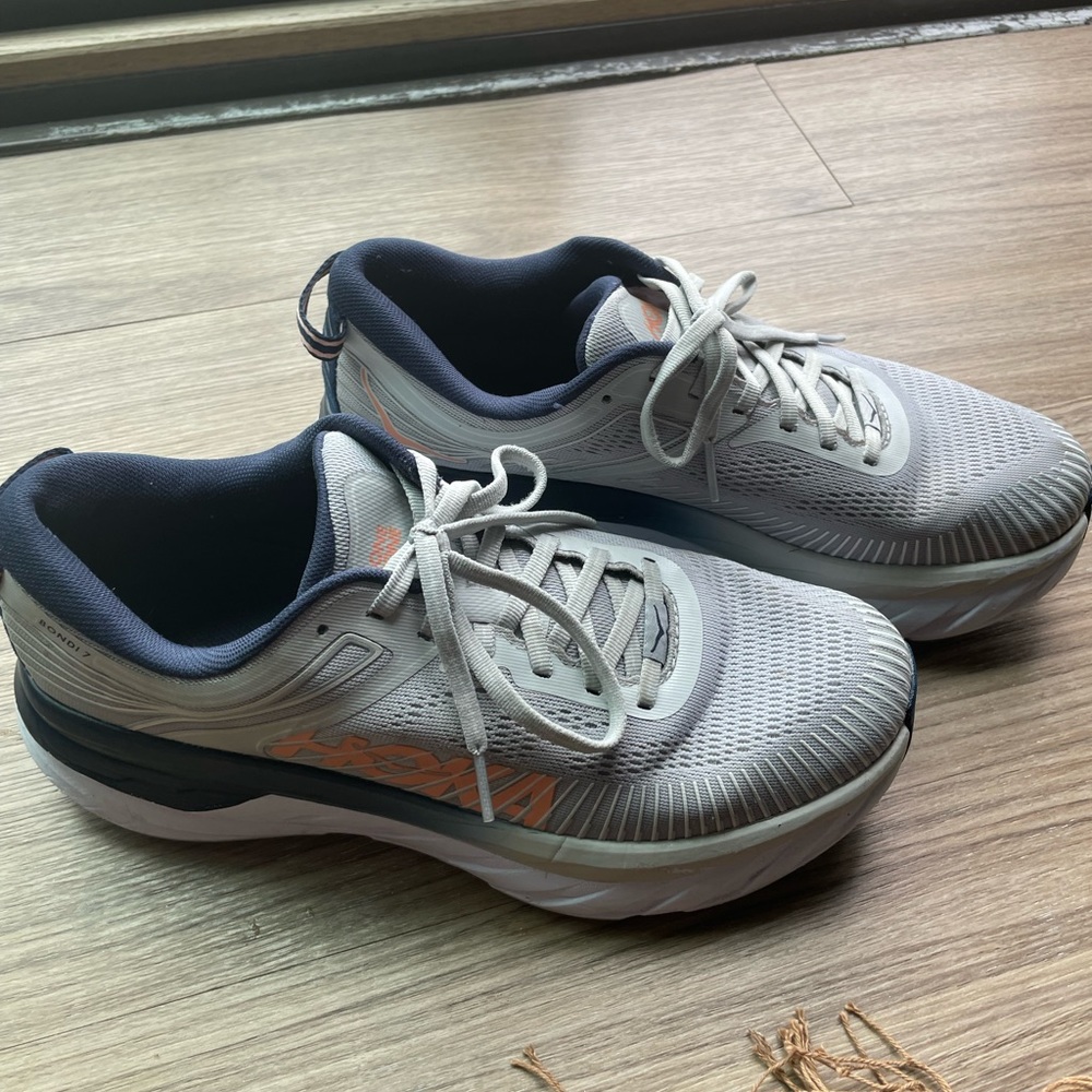 Hoka Bondi 7